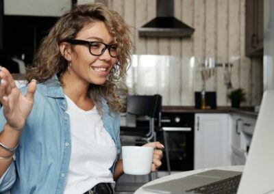Client Retention Tactics: How to Keep Dream Clients Coming Back Month After Month